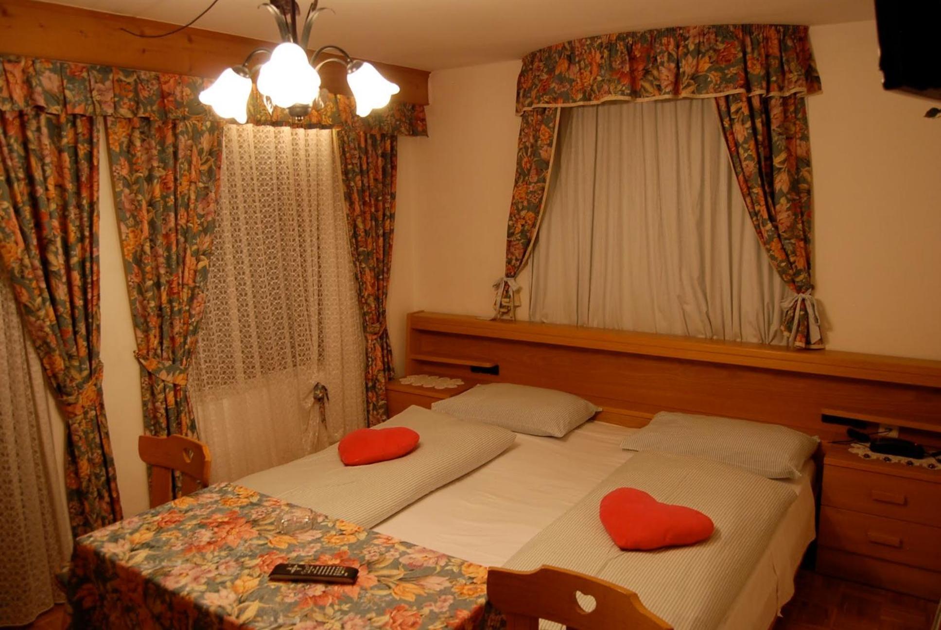 Albergo Genziana San Vigilio Di Marebbe Esterno foto